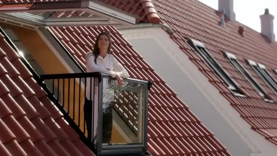 Nyt tagpaptag på Klampenborg